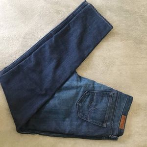 AG Slit cigarrete leg Jean